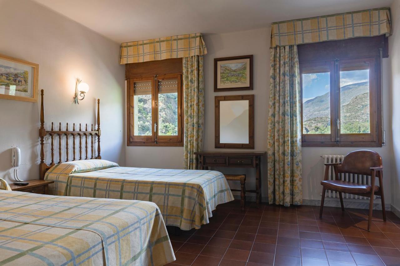 Hotel Cardos Ribera de Cardós Dış mekan fotoğraf
