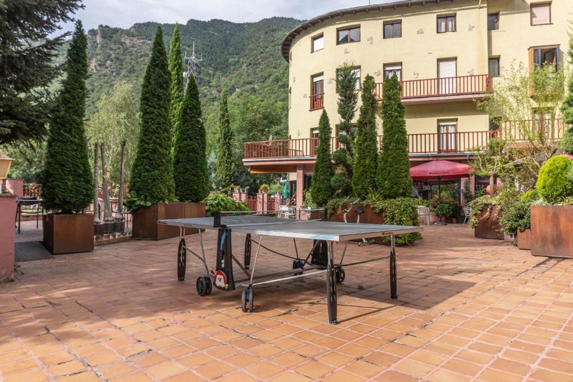 Hotel Cardos Ribera de Cardós Dış mekan fotoğraf