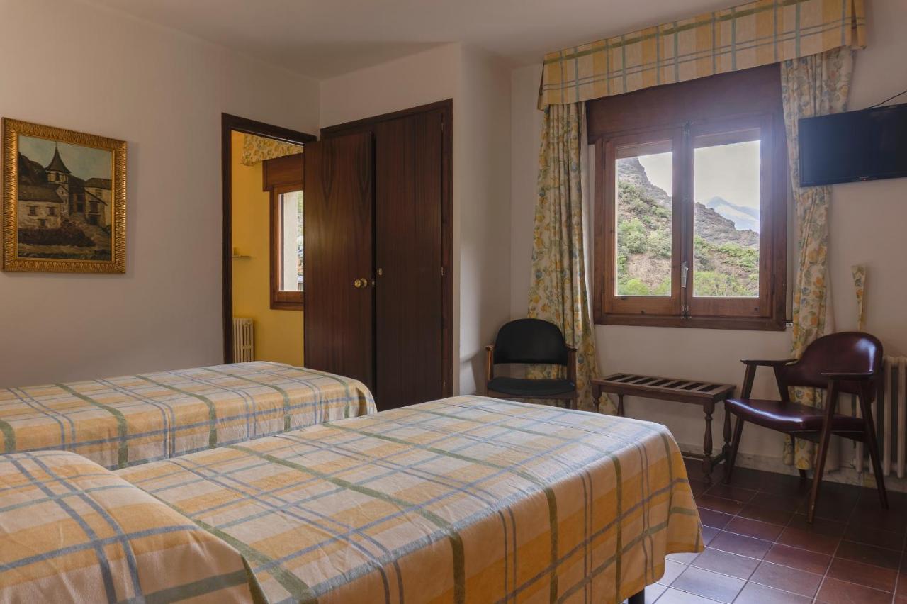 Hotel Cardos Ribera de Cardós Dış mekan fotoğraf