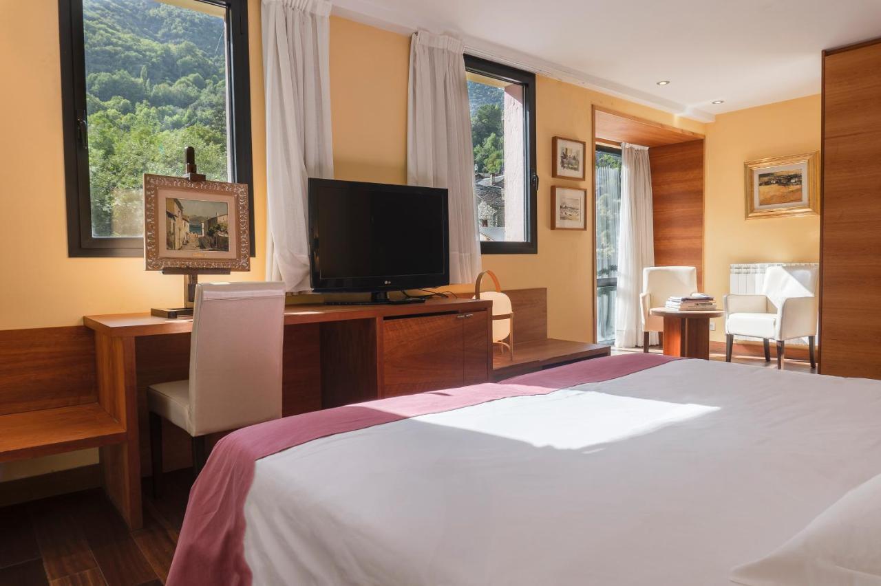 Hotel Cardos Ribera de Cardós Dış mekan fotoğraf
