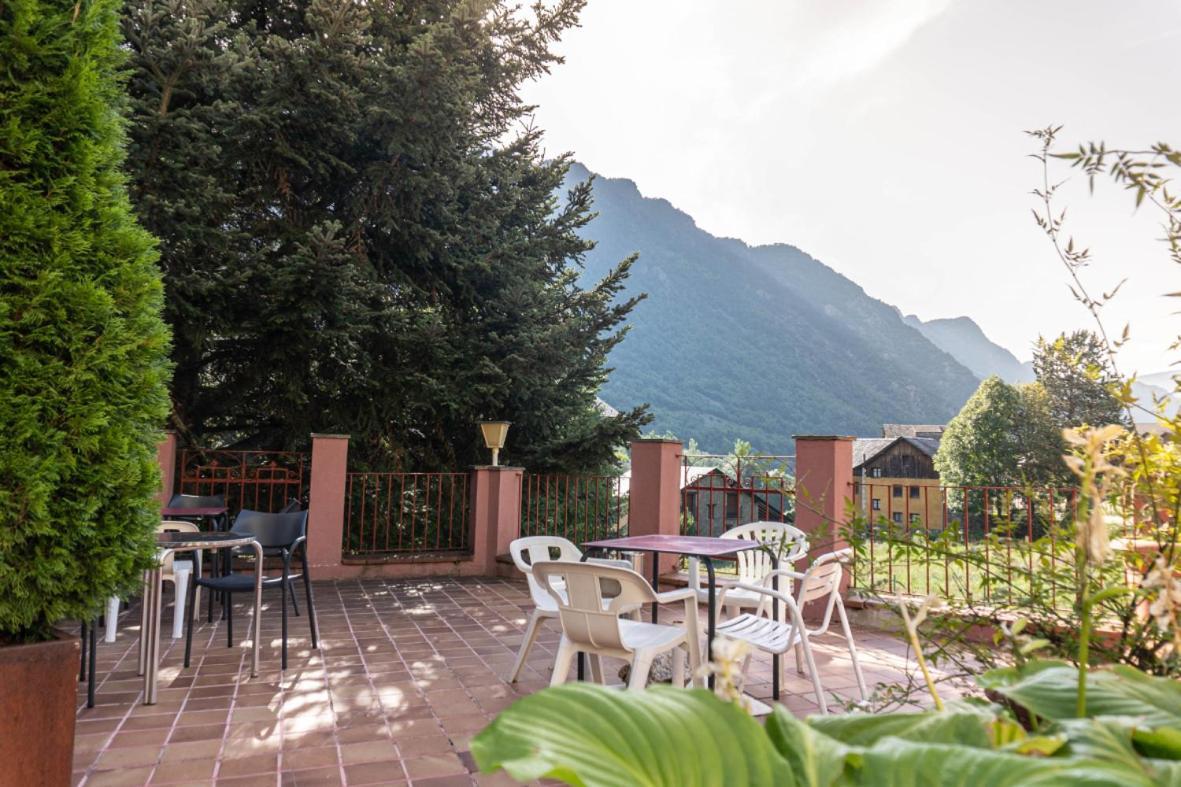 Hotel Cardos Ribera de Cardós Dış mekan fotoğraf