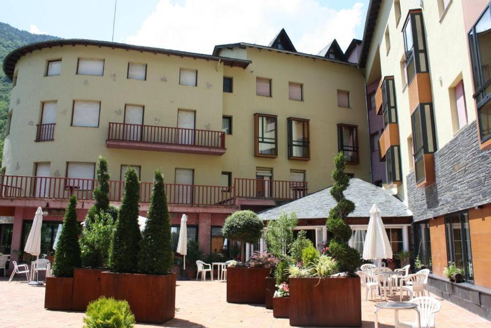 Hotel Cardos Ribera de Cardós Dış mekan fotoğraf